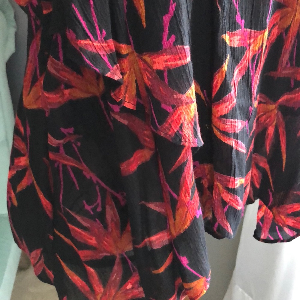 Fun Layered Flowy Tank - Picture 4 of 4